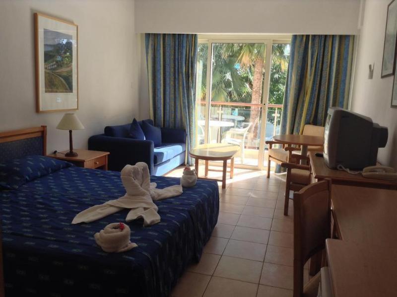 Paphos Gardens Apartment חדר תמונה